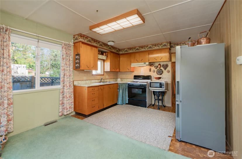 Property photo for 8370 Harborview Road #15, Blaine photo 6