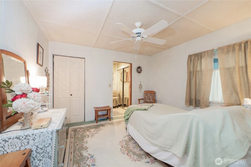 Property photo for 8370 Harborview Road #15, Blaine photo 10