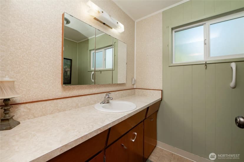 Property photo for 8370 Harborview Road #15, Blaine photo 12