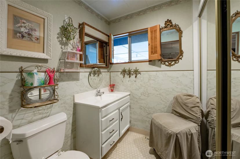 Property photo for 8370 Harborview Road #15, Blaine photo 13