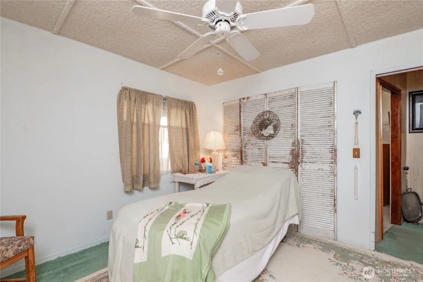 Property photo for 8370 Harborview Road #15, Blaine photo 11
