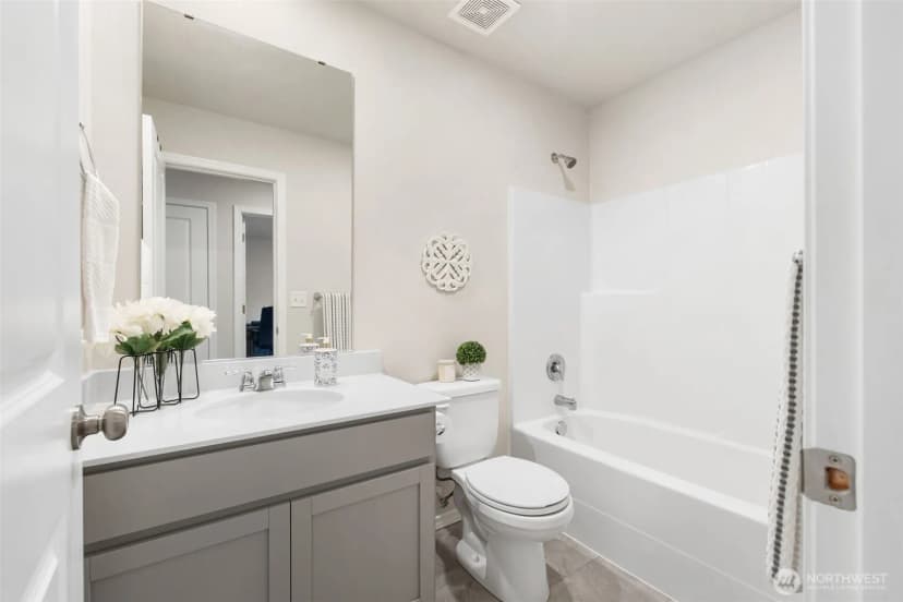 Property photo for 4293 Se Elijah Court, Port Orchard photo 16