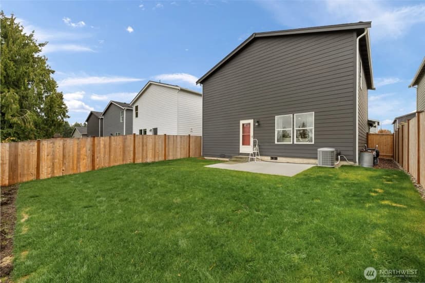 Property photo for 4293 Se Elijah Court, Port Orchard photo 2