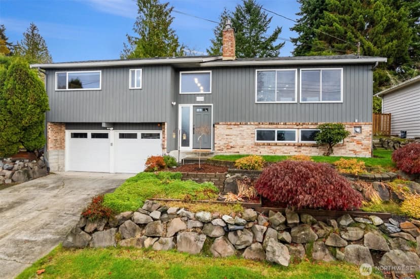 Property photo for 1221 Coronado Place, Edmonds photo 28