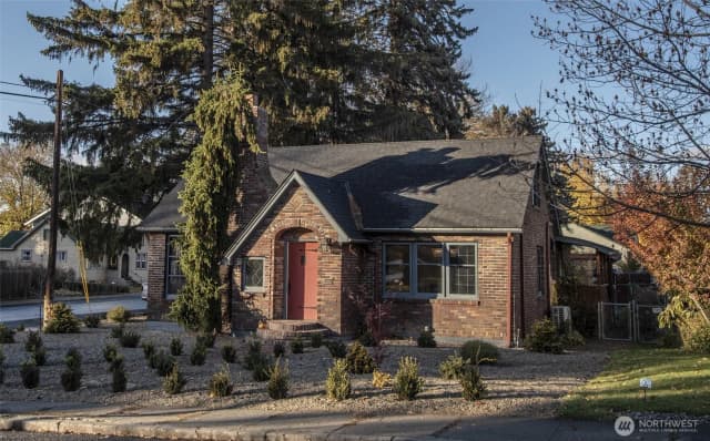 Property photo for 701 E 3rd Avenue, Ellensburg