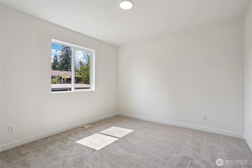 Property photo for 2422 128th Place Se #2, Everett photo 18