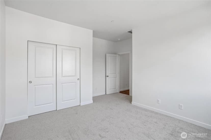 Property photo for 2422 128th Place Se #2, Everett photo 14