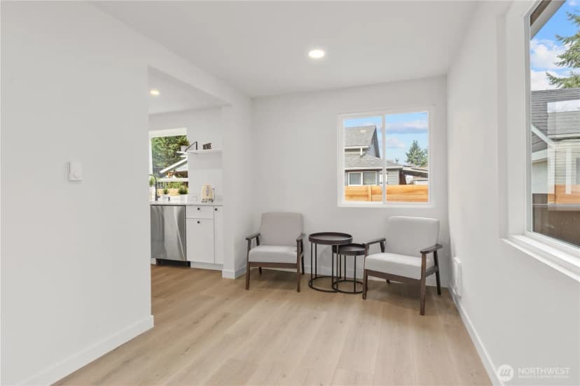 Property photo for 644 3rd Avenue S, Kent photo 20