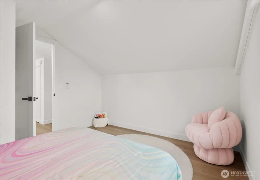 Property photo for 644 3rd Avenue S, Kent photo 17