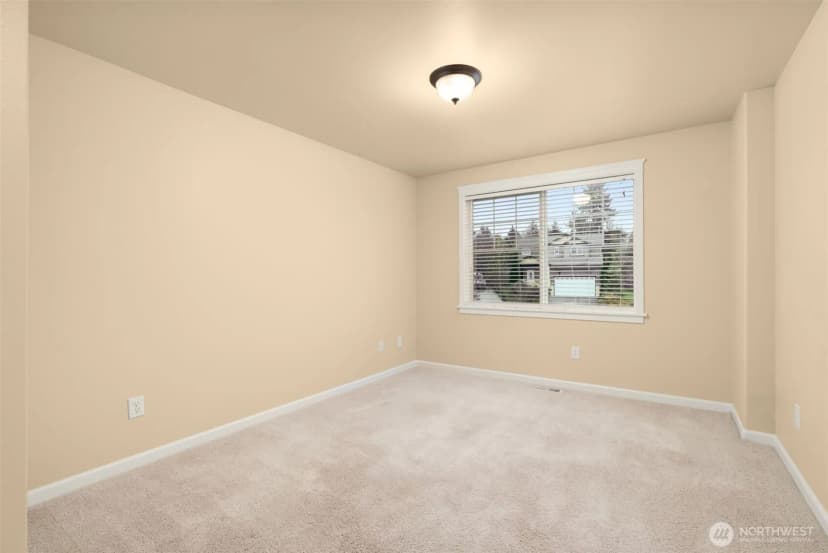 Property photo for 3716 69th Drive Ne, Marysville photo 27
