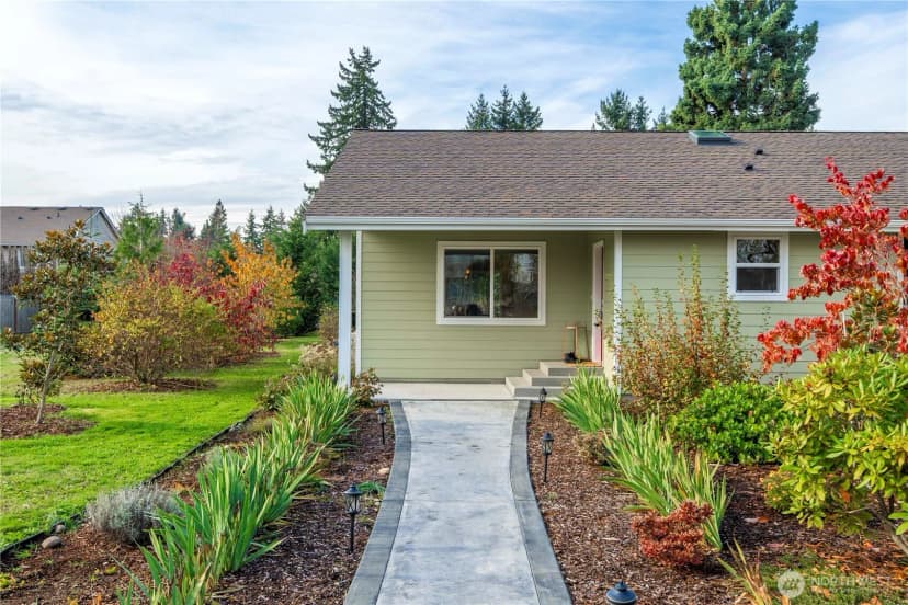 Property photo for 6424 52nd Avenue W, Tacoma photo 8