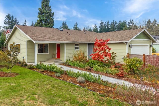 Property photo for 6424 52nd Avenue W, Tacoma