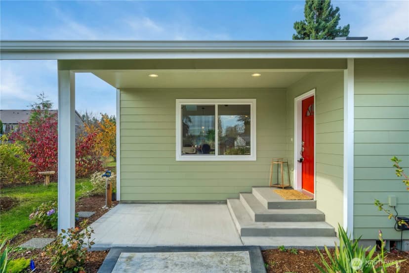 Property photo for 6424 52nd Avenue W, Tacoma photo 6