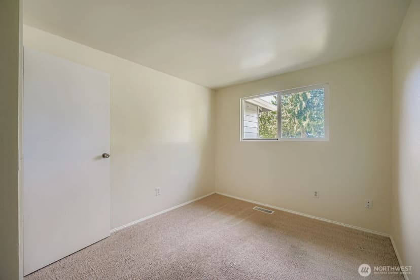 Property photo for 26854 Downing Avenue, Kent photo 27