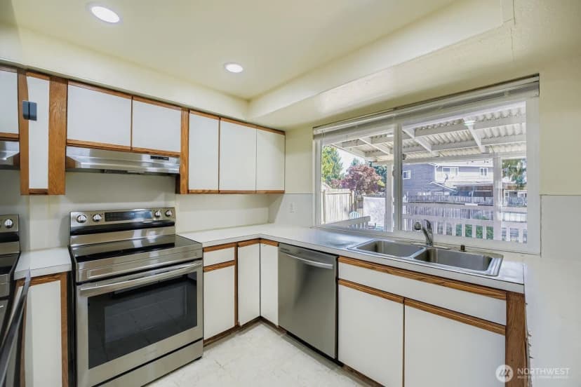 Property photo for 26854 Downing Avenue, Kent photo 11