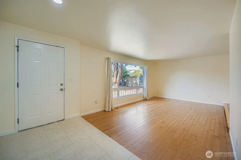 Property photo for 26854 Downing Avenue, Kent photo 4
