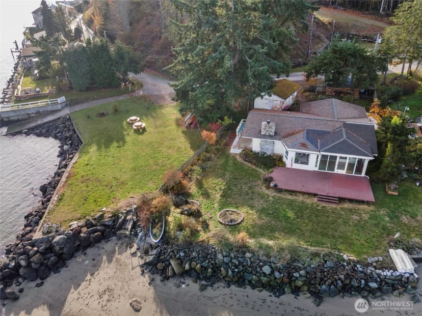 Property photo for 13277 Shoreline Drive Se, Olalla photo 2