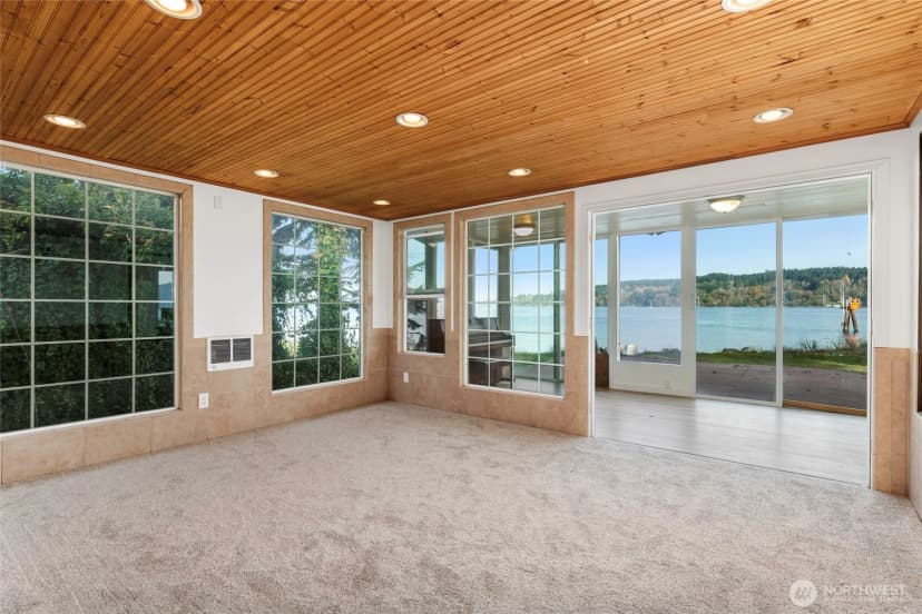 Property photo for 13277 Shoreline Drive Se, Olalla photo 15