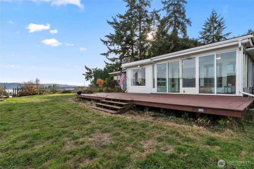 Property photo for 13277 Shoreline Drive Se, Olalla photo 22