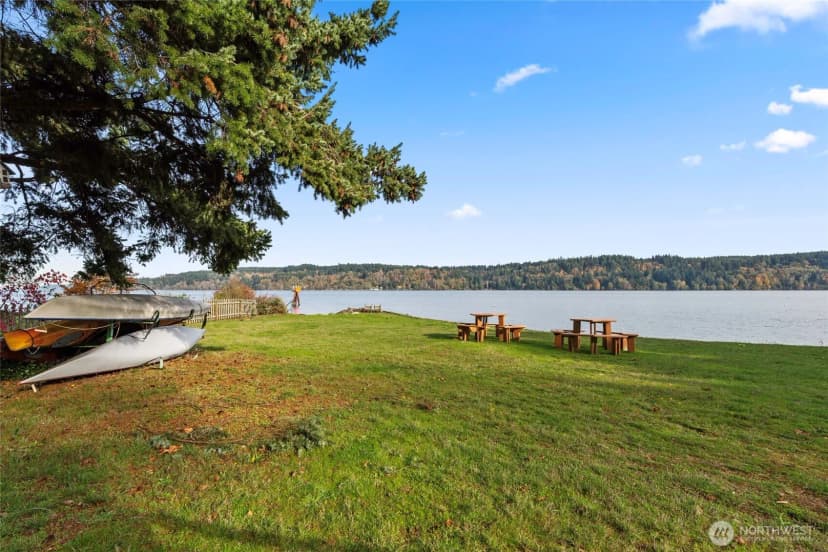 Property photo for 13277 Shoreline Drive Se, Olalla photo 10
