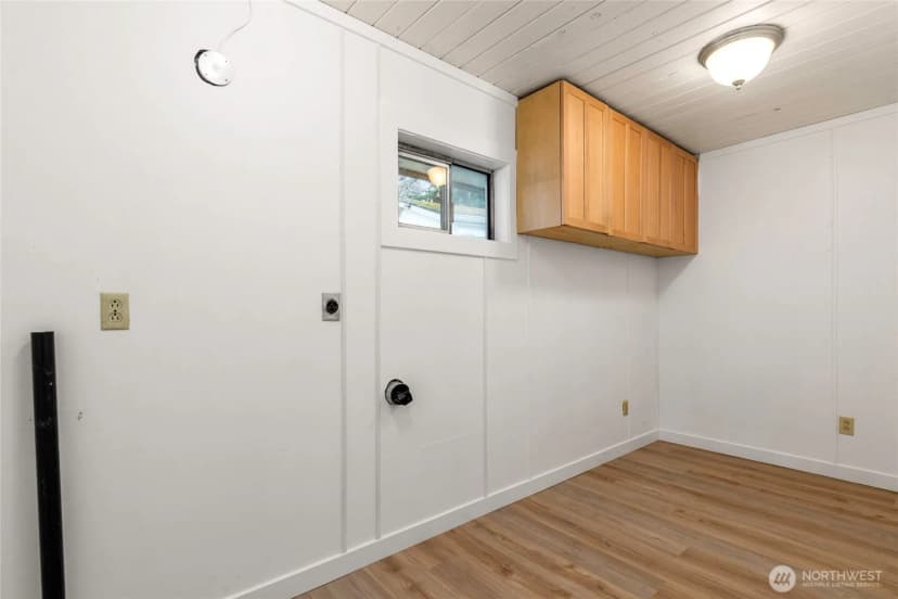 Property photo for 13277 Shoreline Drive Se, Olalla photo 20