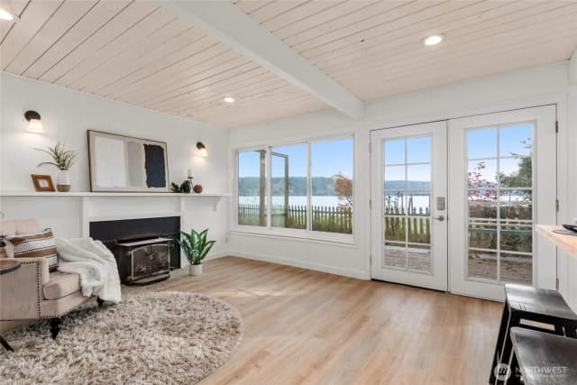 Property photo for 13277 Shoreline Drive Se, Olalla photo 5