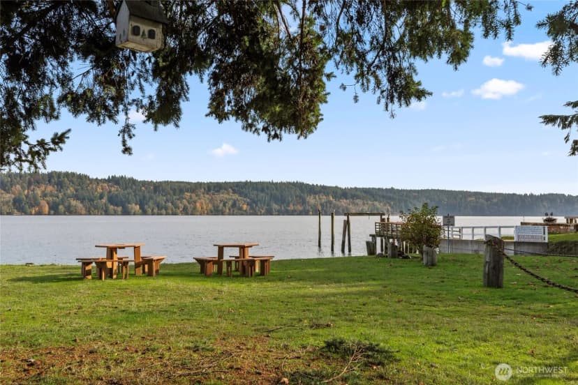 Property photo for 13277 Shoreline Drive Se, Olalla photo 28
