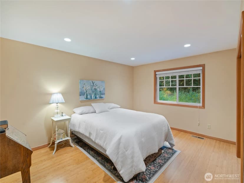 Property photo for 15853 Mountain View Road, Mount Vernon photo 22