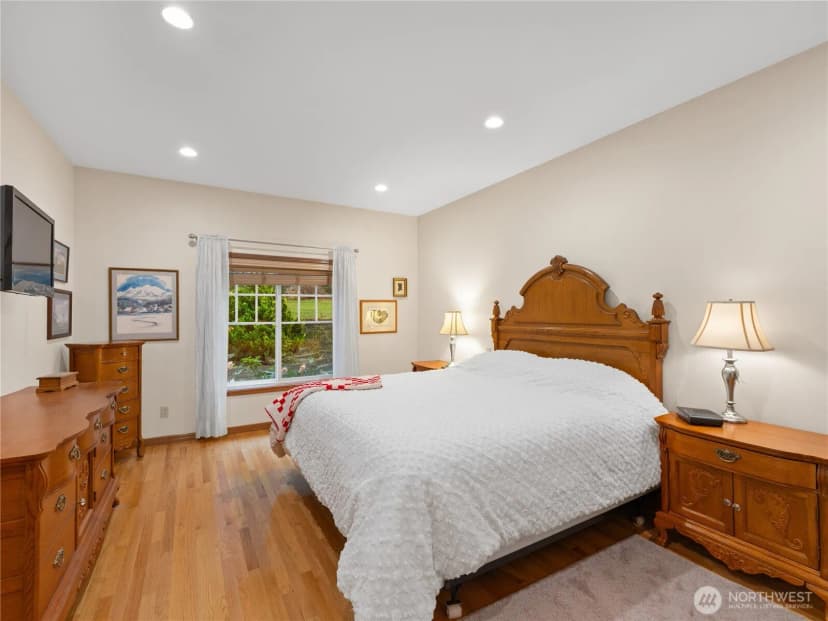 Property photo for 15853 Mountain View Road, Mount Vernon photo 14
