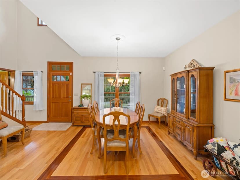 Property photo for 15853 Mountain View Road, Mount Vernon photo 7