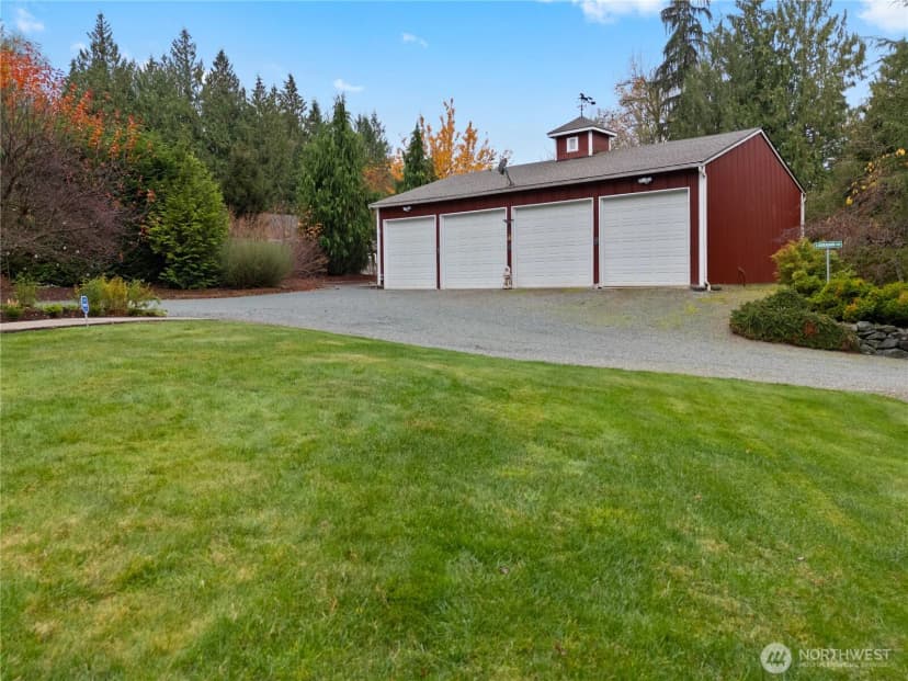 Property photo for 15853 Mountain View Road, Mount Vernon photo 2
