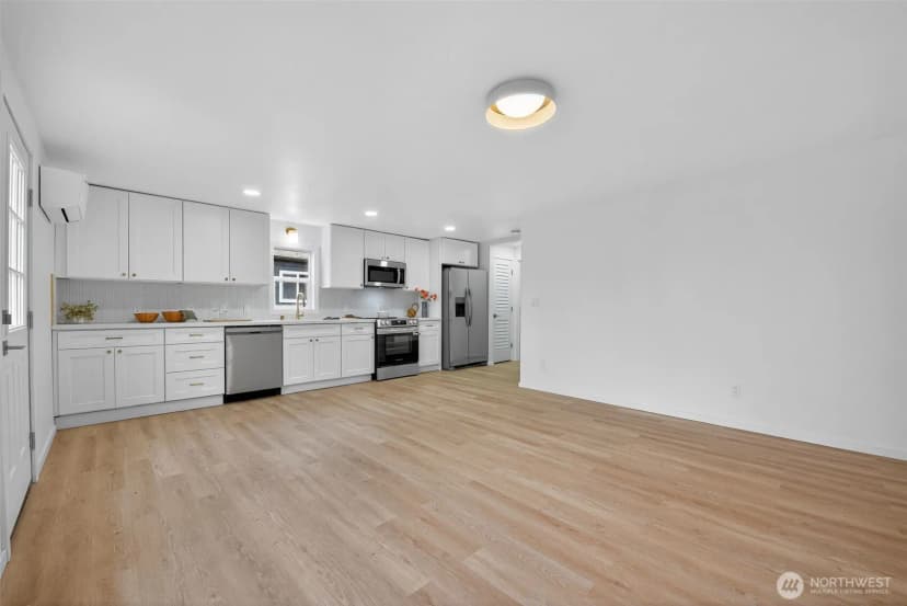 Property photo for 3622 S Gunnison Street, Tacoma photo 19