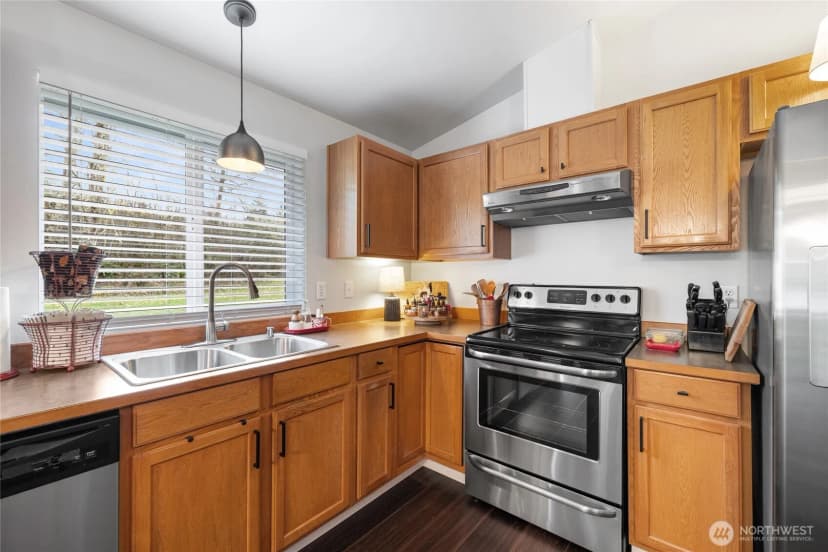 Property photo for 47655 138th Avenue E, Eatonville photo 14