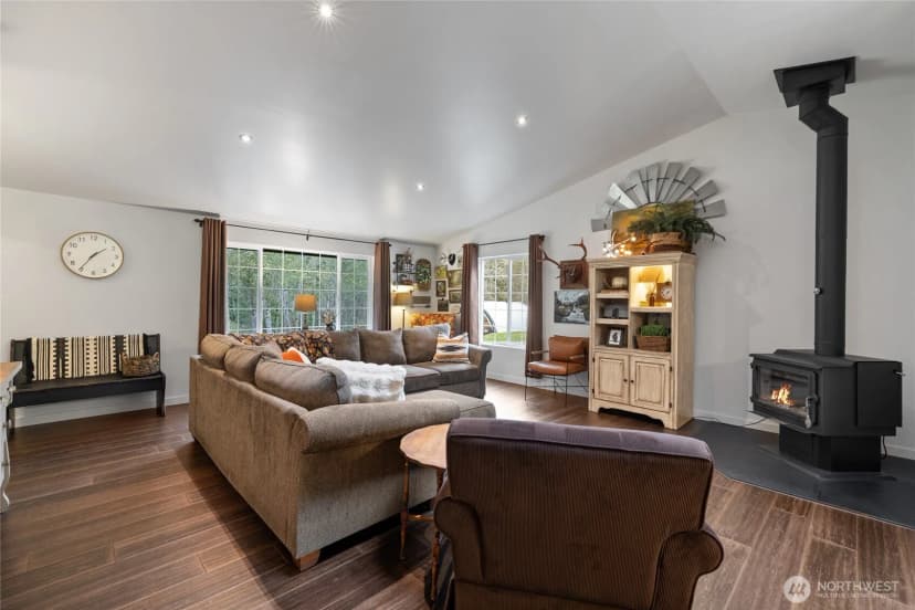 Property photo for 47655 138th Avenue E, Eatonville photo 6