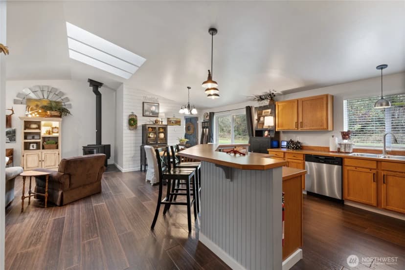 Property photo for 47655 138th Avenue E, Eatonville photo 16