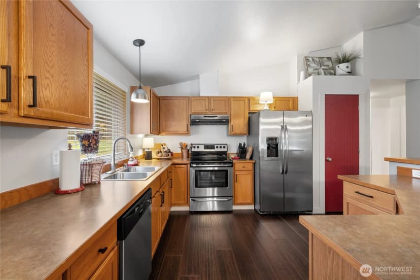 Property photo for 47655 138th Avenue E, Eatonville photo 13