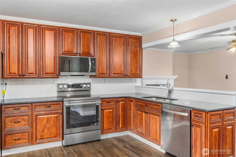 Property photo for 120 Lumsden Lane, Toledo photo 16