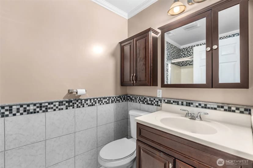 Property photo for 120 Lumsden Lane, Toledo photo 26