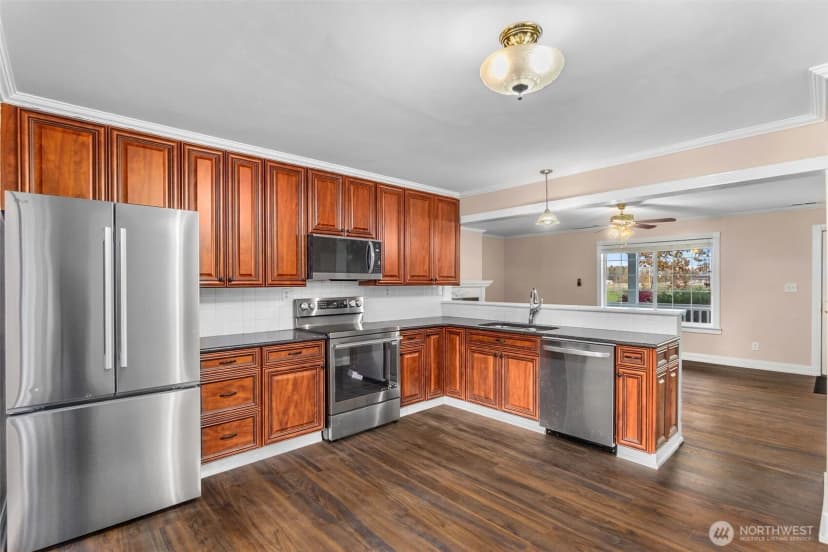 Property photo for 120 Lumsden Lane, Toledo photo 14