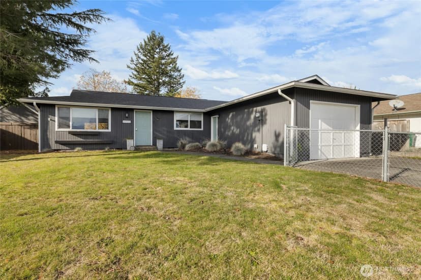 Property photo for 2942 Sun Mountain Drive, Enumclaw photo 3