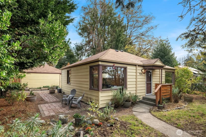 Property photo for 9202 14th Avenue Sw, Seattle photo 19
