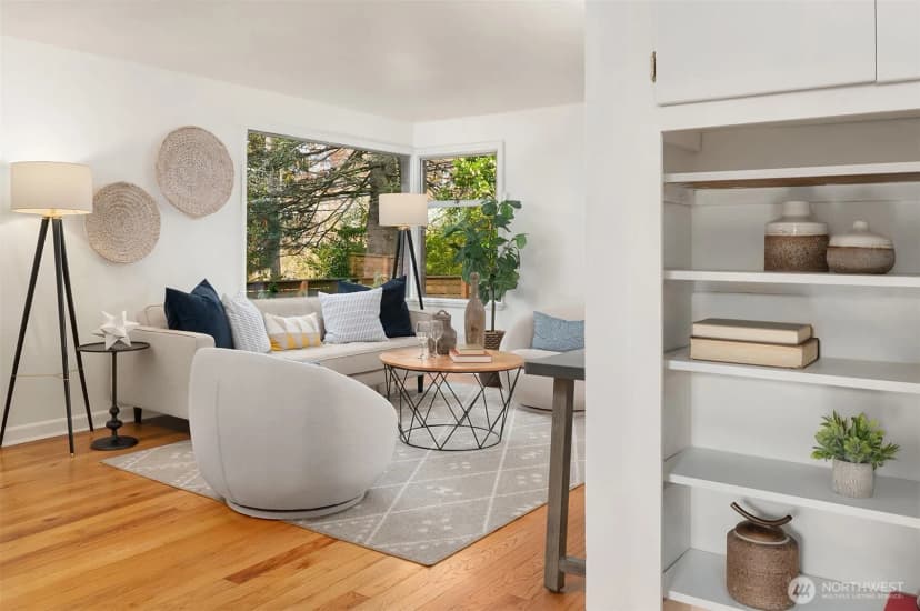 Property photo for 9202 14th Avenue Sw, Seattle photo 11