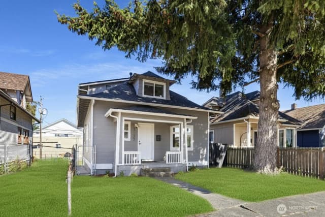 Property photo for 2127 S L Street, Tacoma photo 2