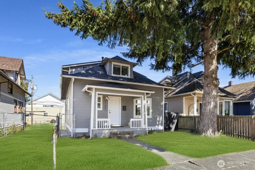 Property photo for 2127 S L Street, Tacoma photo 2