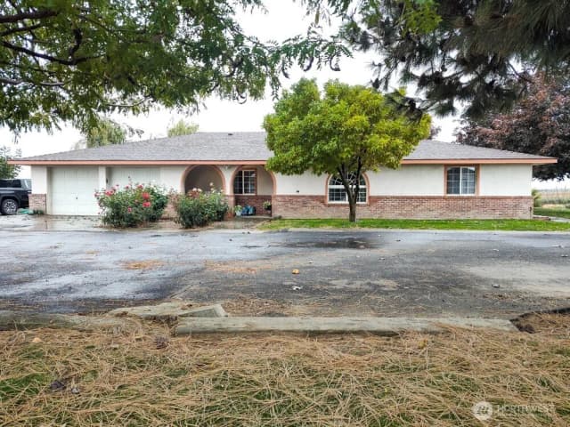 Property photo for 12749 Sw Dodson Road, Royal City