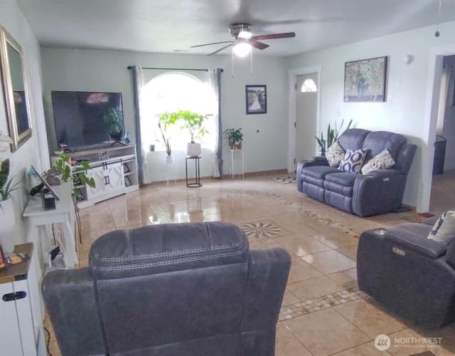 Property photo for 12749 Sw Dodson Road, Royal City photo 5