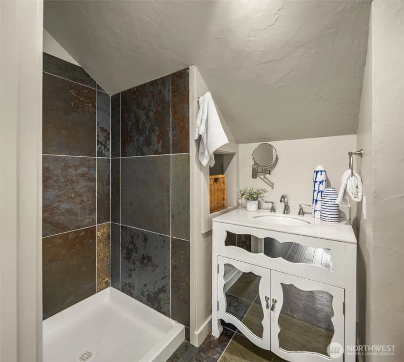 Property photo for 41715 Se 101st Street, North Bend photo 22