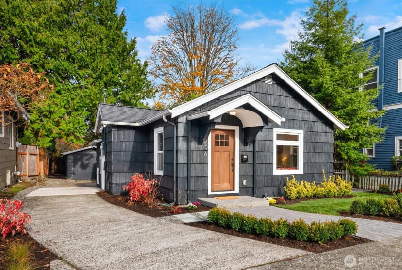 Property photo for 4706 Sw Othello Street, Seattle