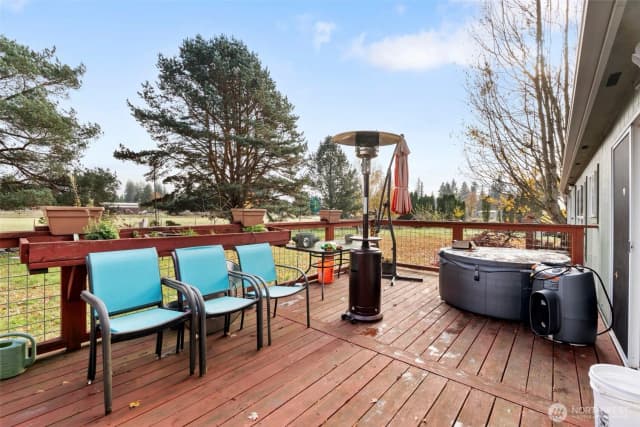 Property photo for 1089 Monte Elma Road, Elma photo 3