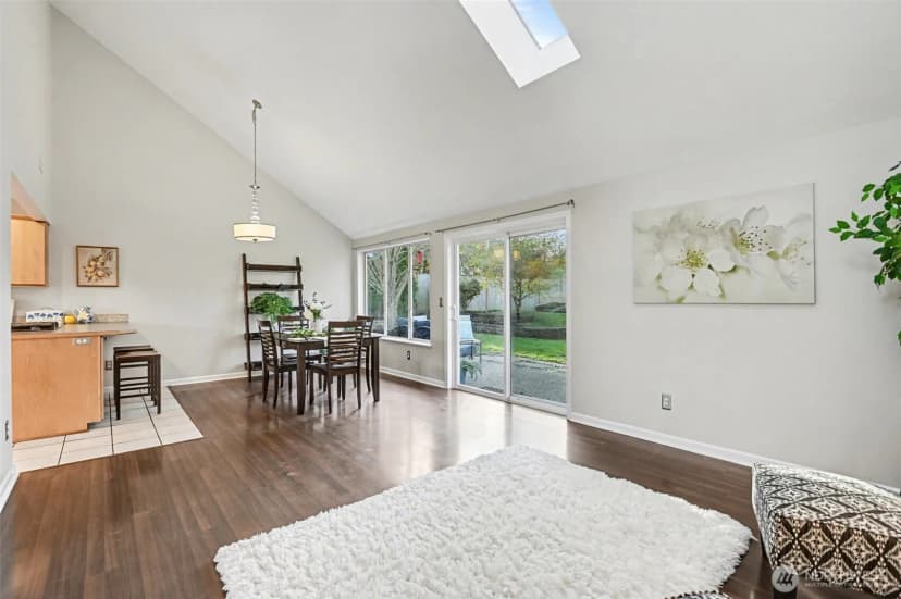 Property photo for 10706 53rd Avenue W, Mukilteo photo 5